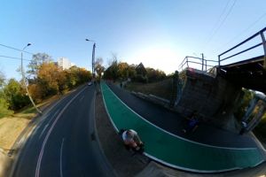 Verde pentru biciclete, dar cu vopsea! Pista de langa Parcul Botanic a fost vopsita iar