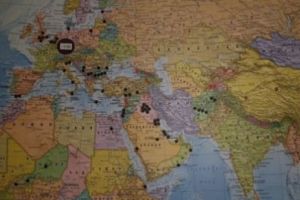 ATENȚIE. HARTA LUMII cu PUNCTE NEGRE din biroul ambasadorului Rusiei. Ce reprezintă acestea