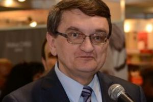 Contre între Victor Ciorbea şi jurnalişti: Tu nu auzi că am delegat? Taci din gură odată!