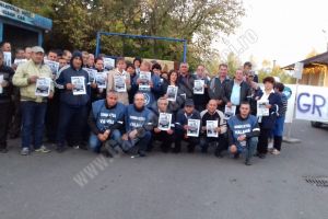 TÂRGOVIȘTE: Sindicatul Valahia anunţă încetarea grevei în transportul public. Maşinile revin pe trasee