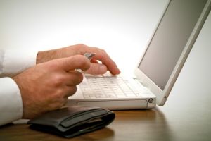 Vezi cum ţi se pot fura bani! Cele mai întâlnite şapte tipuri de fraude în mediul online