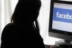 Sechestrată de proxenetul cunoscut pe internet