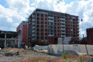 Începe ecologizarea terenurilor poluate de fosta fabrică Chimprod, în Ioşia