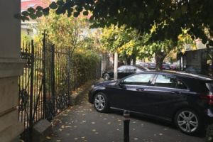 Pietonii duc dorul vehiculelor de… tractări auto