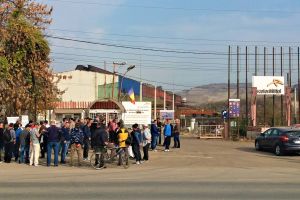 Oţelarii au ieşit în stradă