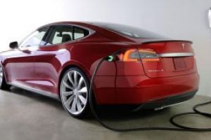 Tesla se extinde in China cand cea mai mare piata auto din lume incetineste