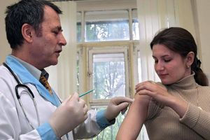 O nouă tranşă de vaccin antigripal a ajuns la DSP Hunedoara