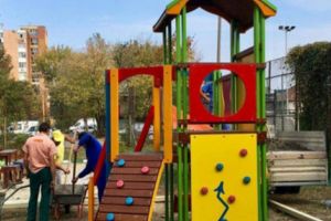 Spaţiu educaţional în aer liber la Şcoala „Mihai Eminescu”
