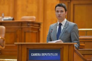 Robert Sighiartău, scrisoare deschisă către ministrul Finanţelor: Începeţi de undeva!