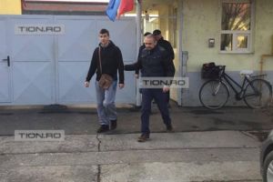 Tanarul banuit ca a atacat un taximetrist la Timisoara a fost retinut pentru 24 de ore