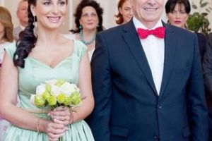 Tăriceanu, după cinci căsătorii, despre impozitarea nunţilor: ”Nu-mi place acest sistem de delaţiuni”