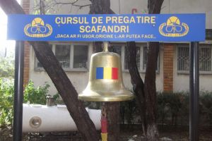 Centrul de scafandri din Constanta cumpara echipamente de scufundare. Cat va scoate din conturi (document) 