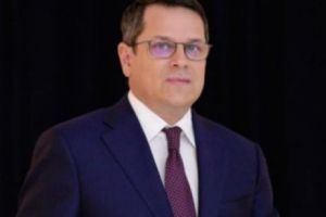 Comisar european, VIZITĂ la Bucureşti: se întâlneşte cu Hellvig şi Carmen Dan! 