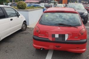 Cu „lămâiţa” pe lunetă, parcarea domnişoarei este de înţeles