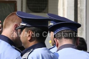 Mandate puse in aplicare de politistii constanteni