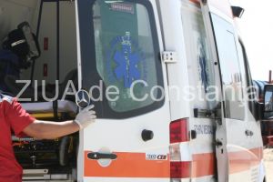 Accident rutier pe DN 7, judetul Valcea. O persoana, ranita. Traficul este blocat