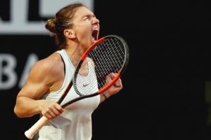 Simona Halep suferă: „E greu pentru orice sportiv, când ai avut un an atât de bun, când eşti numărul unu, să nu poţi să-ţi aperi şansele”