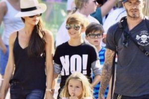 Indivizi MASCAȚI au încercat să intre în LOCUINȚA lui David BECKHAM