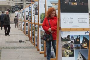 Proiectele Arhitectura.6 expuse publicului în Piaţa Teatrului