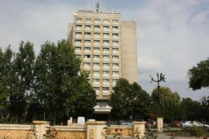 Câte hoteluri clasificate la 4 şi 5 stele are România