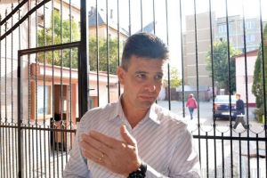 Viol în curtea şcolii! Şocant: un elev al Liceului Bariţiu din Oradea şi-a forţat un coleg să îl abuzeze sexual pe un altul