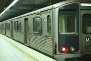 Oraşul unde se mută tot mai mulţi români va avea metrou. Cu ce se va deosebi de cel din Bucureşti
