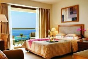 Cate hoteluri de cinci stele avea Romania la 31 iulie 2018