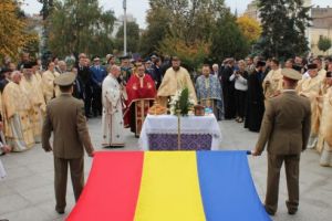 GALERIE FOTO: „Dăinuire prin unitate şi mărturisire prin jertfă” la Catedrala Mare din Târgu-Mureş