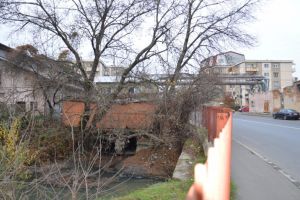 Problema Canalului Mureşel, o sursă majoră de disconfort şi poluare, încă NEREZOLVATĂ