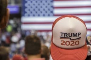 PREMIERĂ pentru preşedintele SUA: 47% din populaţie este MULTUMITĂ de Trump. Obama a fost DEPĂŞIT. Record la nivel MONDIAL