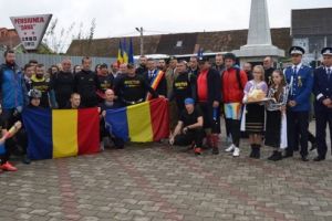 FOTO: Ştafeta “Invictus România”, la Luduş