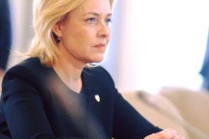 Carmen Dan îi calcă pe urme Vioricăi Dăncilă! Ce gafă uluitoare a făcut
