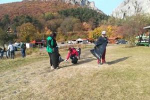 Nouă acţiune de ecologizare în Cheile Turzii  - FOTO