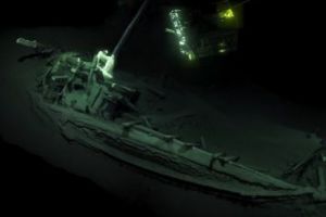 
Descoperire epocală în Marea Neagră. O navă antică, veche de 2400 de ani, a fost găsită intactă pe fundul Pontului Euxin 
