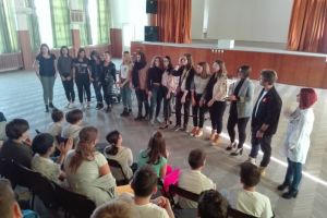 In saptamana Scoala Altfel: Liceul Lucian Blaga“ a experimentat teatrul-forum, pentru a gestiona situatii de criza