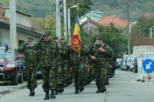 Defilarea Gărzii de Onoare şi evocări istorice de Ziua Armatei, în judeţ