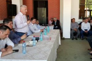 Șoc în PSD! Lider din teritoriu surprins în timp ce întreţinea relaţii intime cu un bărbat! Acuzaţii extrem de grave