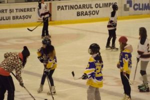 Corona Braşov va avea o echipă de hochei – fete