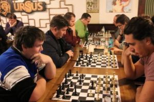 Socializare prin şah, la Casa Berii „Ursus”