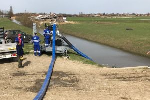 După vânt şi ploi, inundaţii: Hidrologii au instituit un cod galben în Bihor