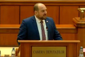 Ce i-a spus, în Parlament, deputatul Ionuţ Simionca ministrului Ioan Deneş (VIDEO)