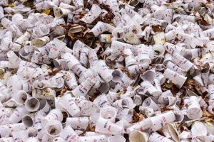 Decizie a Parlamentului European: vor fi interzise articolele din plastic de unica folosinta