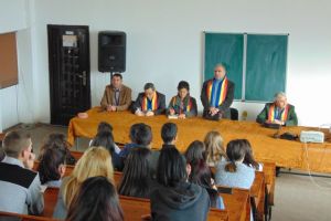 Realizarea unui nou Cerc „Cultul Eroilor” la Colegiul „Mihai Viteazul” Bumbeşti-Jiu