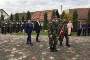 Ziua Armatei Române 2018, la Sebeş: Depuneri de coroane de flori, slujbe pentru eroii ţării şi alte manifestări