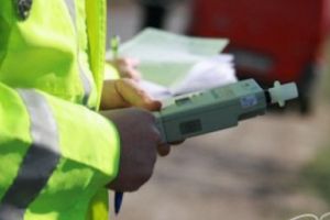 ACCIDENT pe str. Augustin Bena, în Sebeş. O şoferiţă beată, a lovit o femeie pe trecerea de pietoni. I s-a întocmit dosar penal