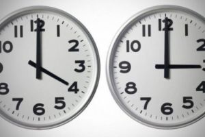 Dăm ceasurile cu o oră înapoi
