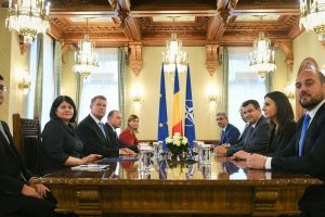 ”Am transmis un mesaj clar preşedintelui. Nu trebuie să mai aşteptăm”