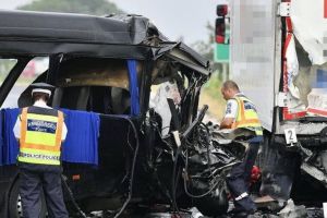 Închisoare cu executare pentru şoferul român care a ucis 3 oameni şi a rănit alţi 5 într-un accident în Ungaria