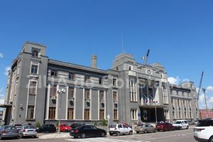 Cine face plinul automobilelor din dotarea CN APM Constanta (document) 