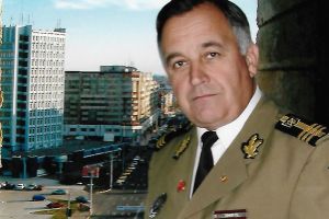 Ofiţer pe frontul cinstirii permanente a eroilor patriei